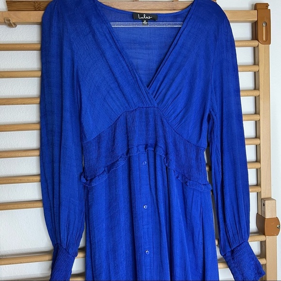 Lulu’s long sleeve midi dress - Picture 4 of 9